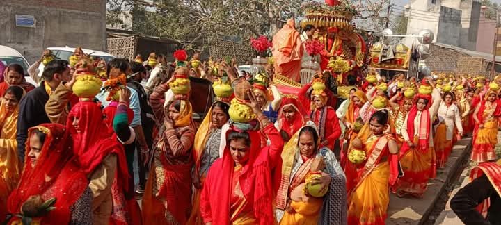 भव्य मंगल कलश यात्रा के साथ सोहम महामंडल के भागवत कथा ज्ञान यज्ञ और ‌संत सम्मेलन का शुभारंभ